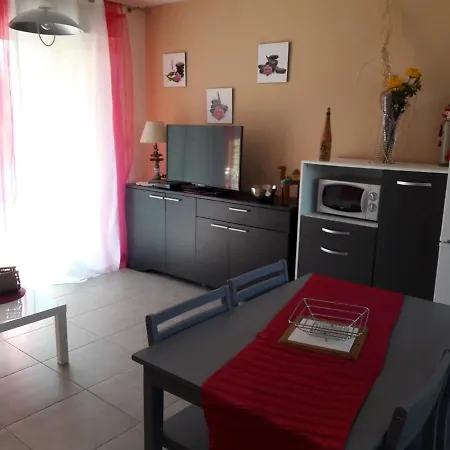 Sejoina Apartment *