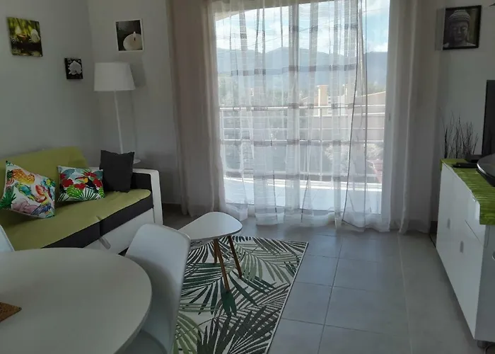 Appartement Sejoina *